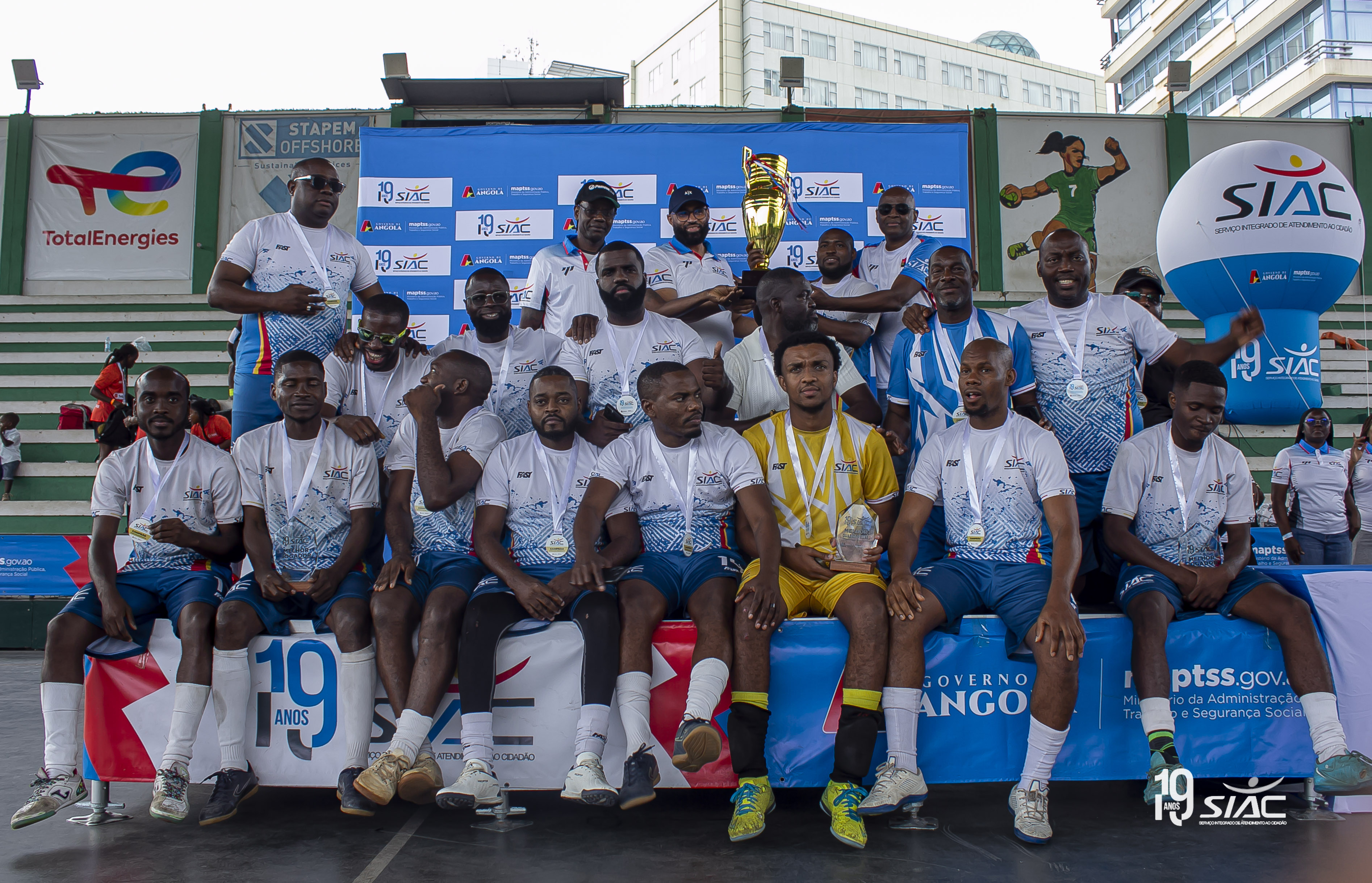 SIAC ENCERRA TORNEIO DE FUTSAL DAS JORNADAS DESPORTIVAS COM VITÓRIA DA EQUIPA ANFITRIÃ