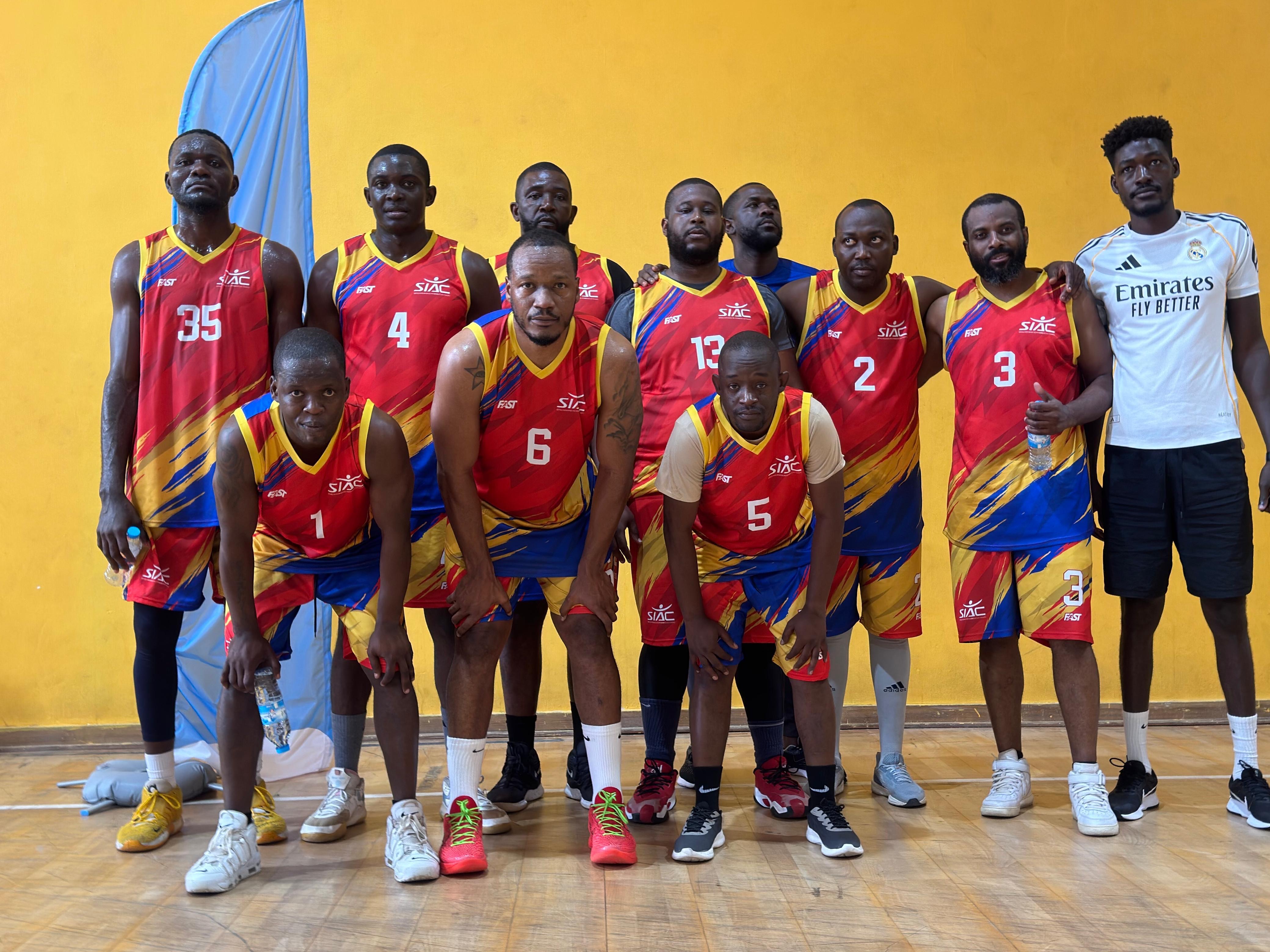 SIAC estreia-se com vitória no torneio de basquetebol do MAPTSS